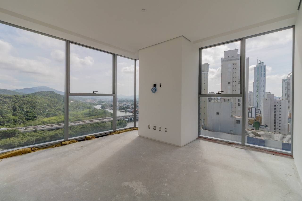 Foto do imóvel Apartamento à venda 4 suítes frente mar Edifício Copenhagen Balneário Camboriú