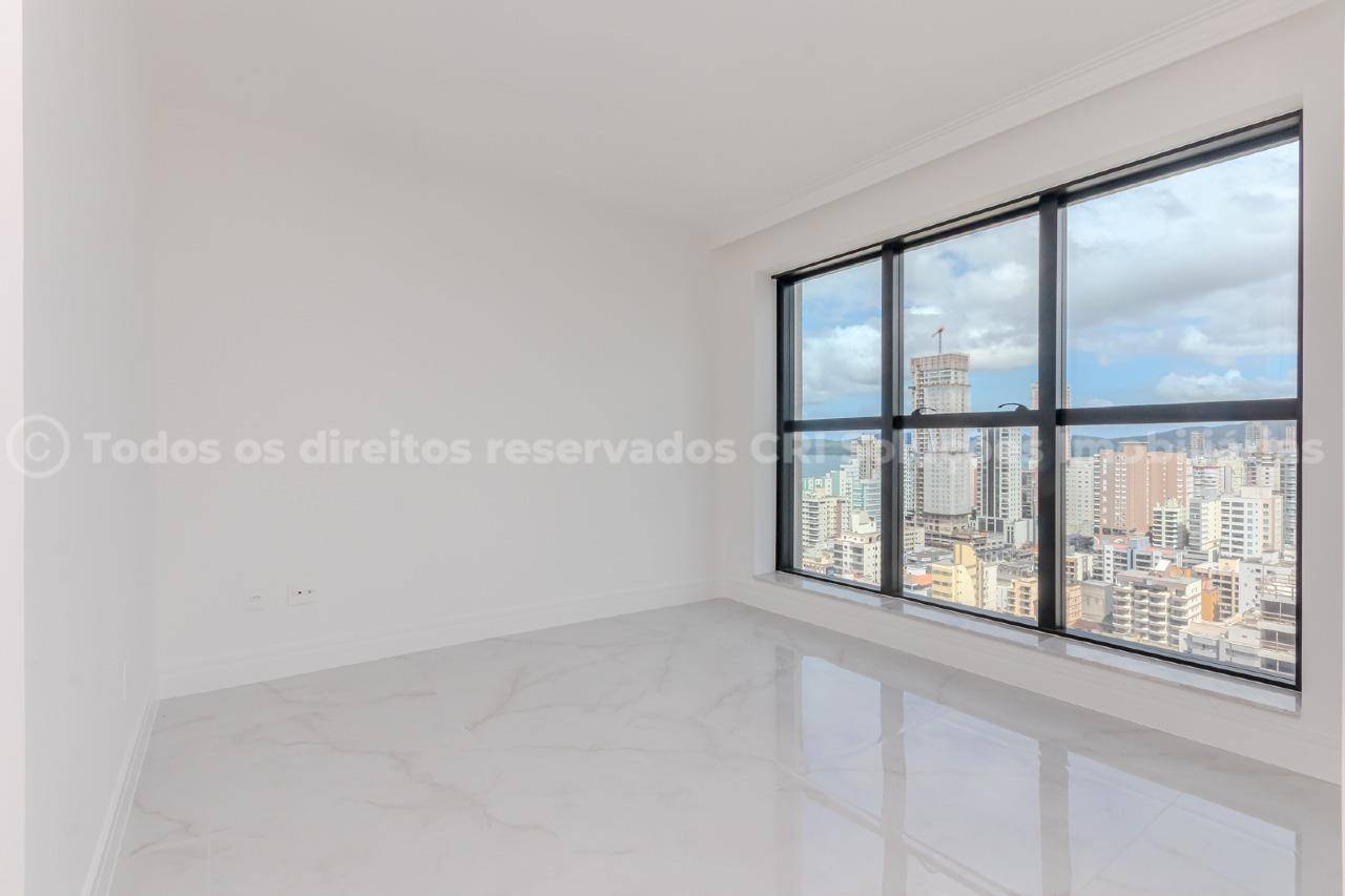 Foto do imóvel Apartamento com 03 suítes no Residencial Greta Palace em Meia Praia de Itapema