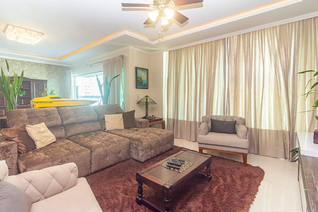 Foto do imóvel Apartamento 4 Suítes no Harmony Palace na Meia Praia Itapema