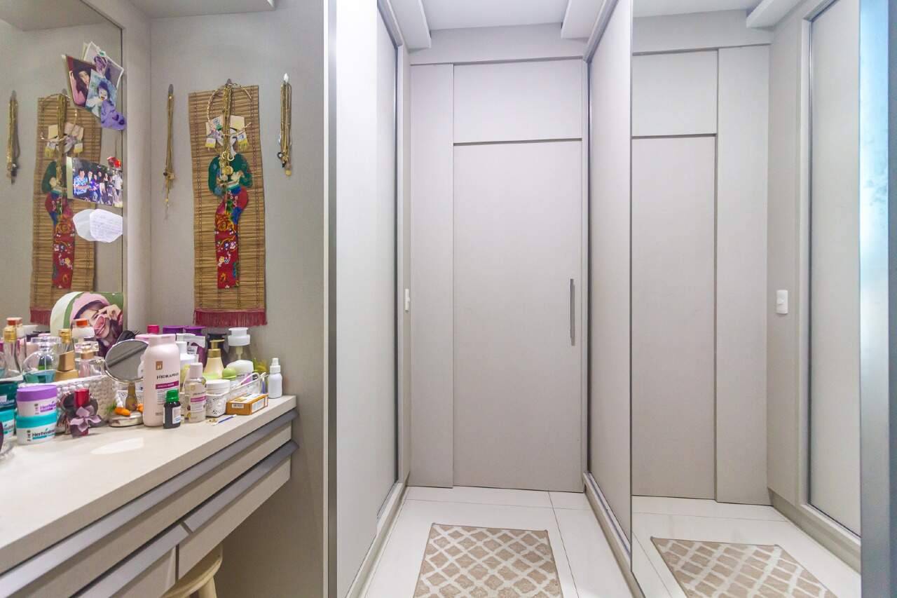 Foto do imóvel Apartamento 4 Suítes no Harmony Palace na Meia Praia Itapema