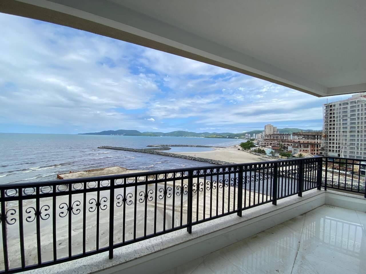 Foto do imóvel Apartamento Frente Mar com 4 Suítes no La Vie Residence | Meia Praia, Itapema