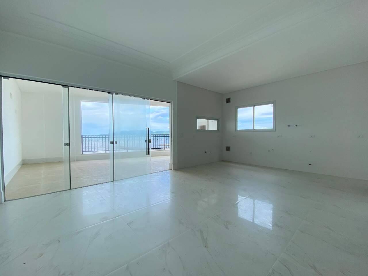 Foto do imóvel Apartamento Frente Mar com 4 Suítes no La Vie Residence | Meia Praia, Itapema