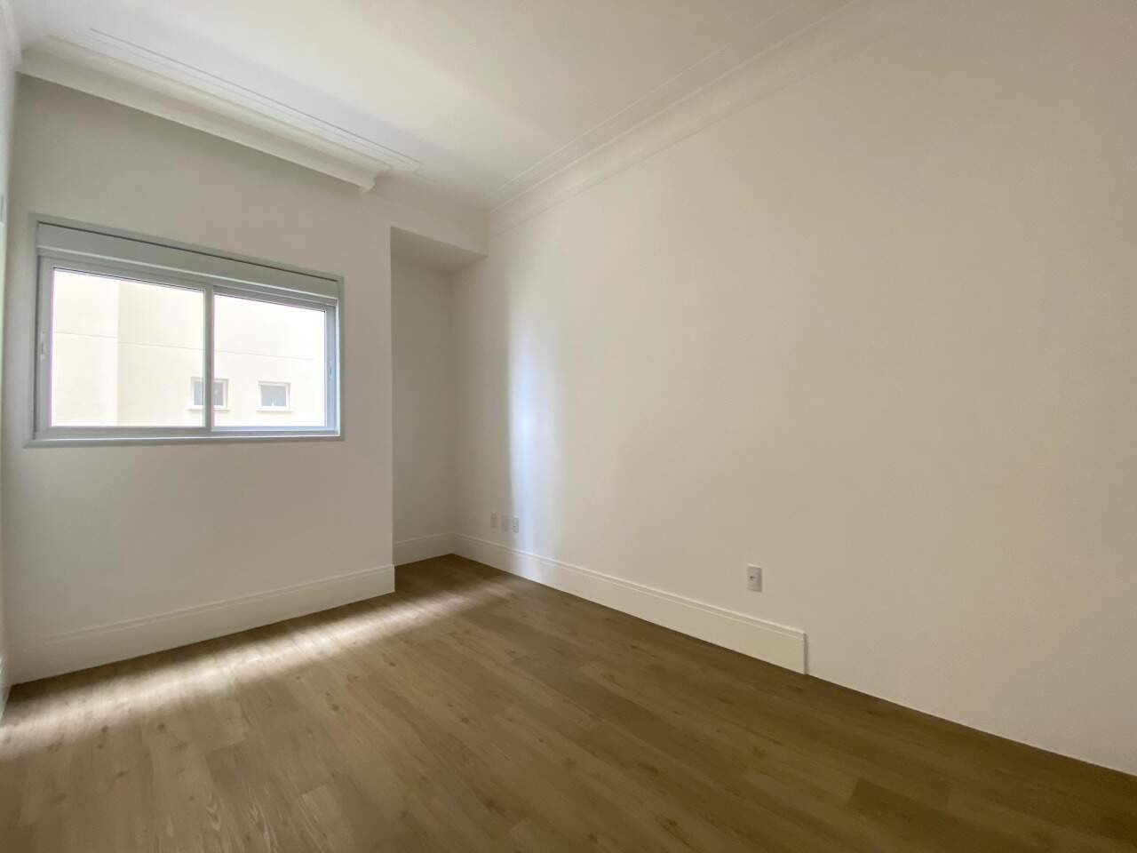 Foto do imóvel Apartamento Frente Mar com 4 Suítes no La Vie Residence | Meia Praia, Itapema