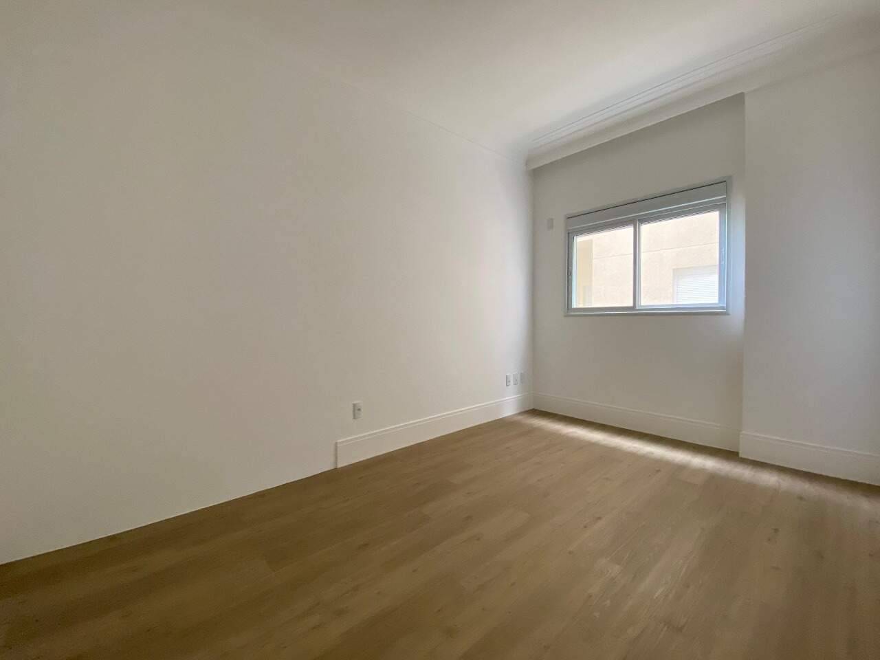 Foto do imóvel Apartamento Frente Mar com 4 Suítes no La Vie Residence | Meia Praia, Itapema