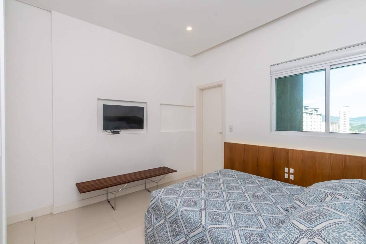 Foto do imóvel Província de Vicenza | Apartamento mobiliado 04 suítes, 193 m² | Imóvel à venda na Meia Praia, Itapema/SC 