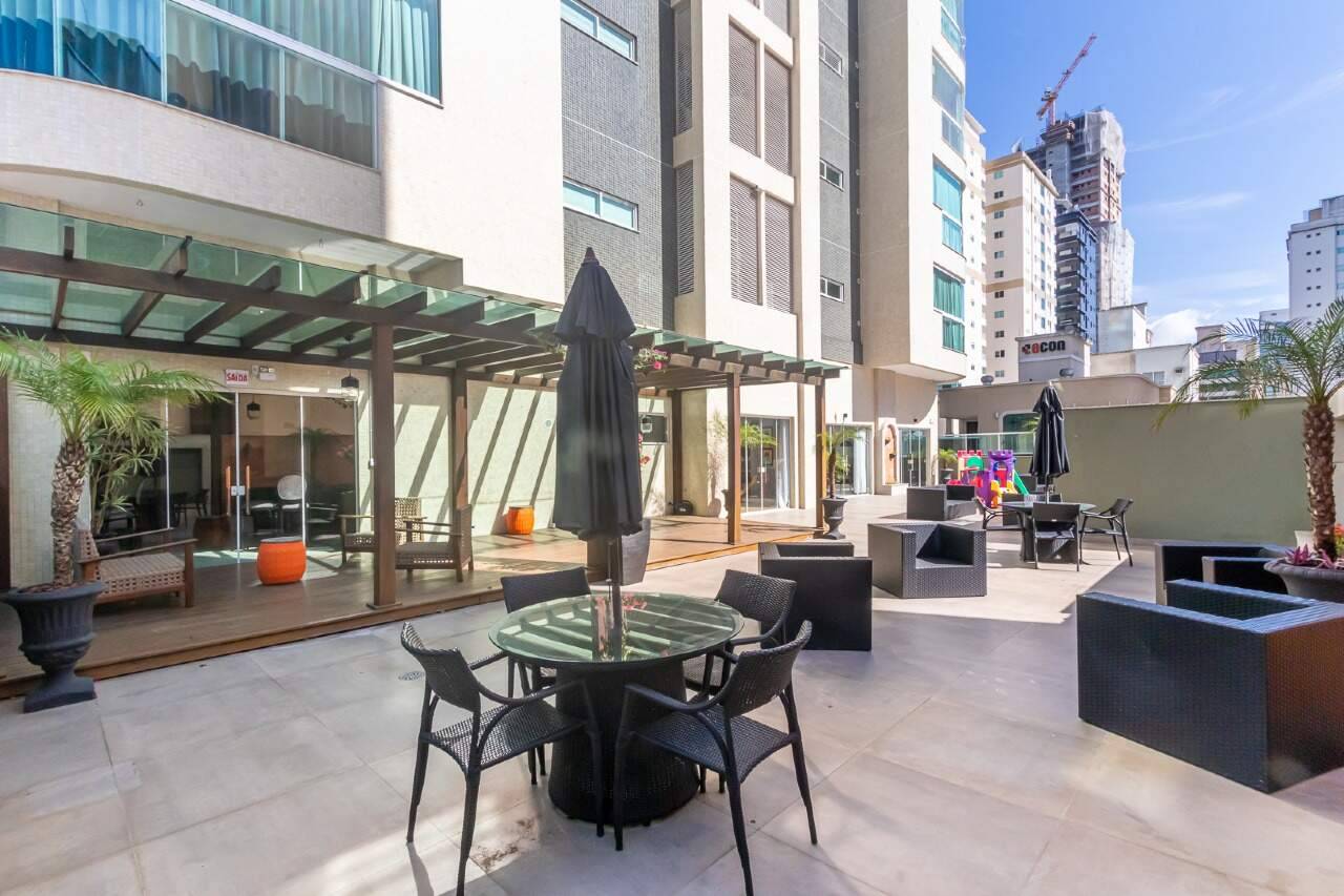 Foto do imóvel Província de Vicenza | Apartamento mobiliado 04 suítes, 193 m² | Imóvel à venda na Meia Praia, Itapema/SC 