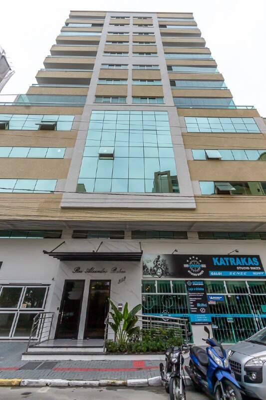 Foto do imóvel Apartamento 160m² no Edifício Aleandro Beber – Meia Praia Itapema