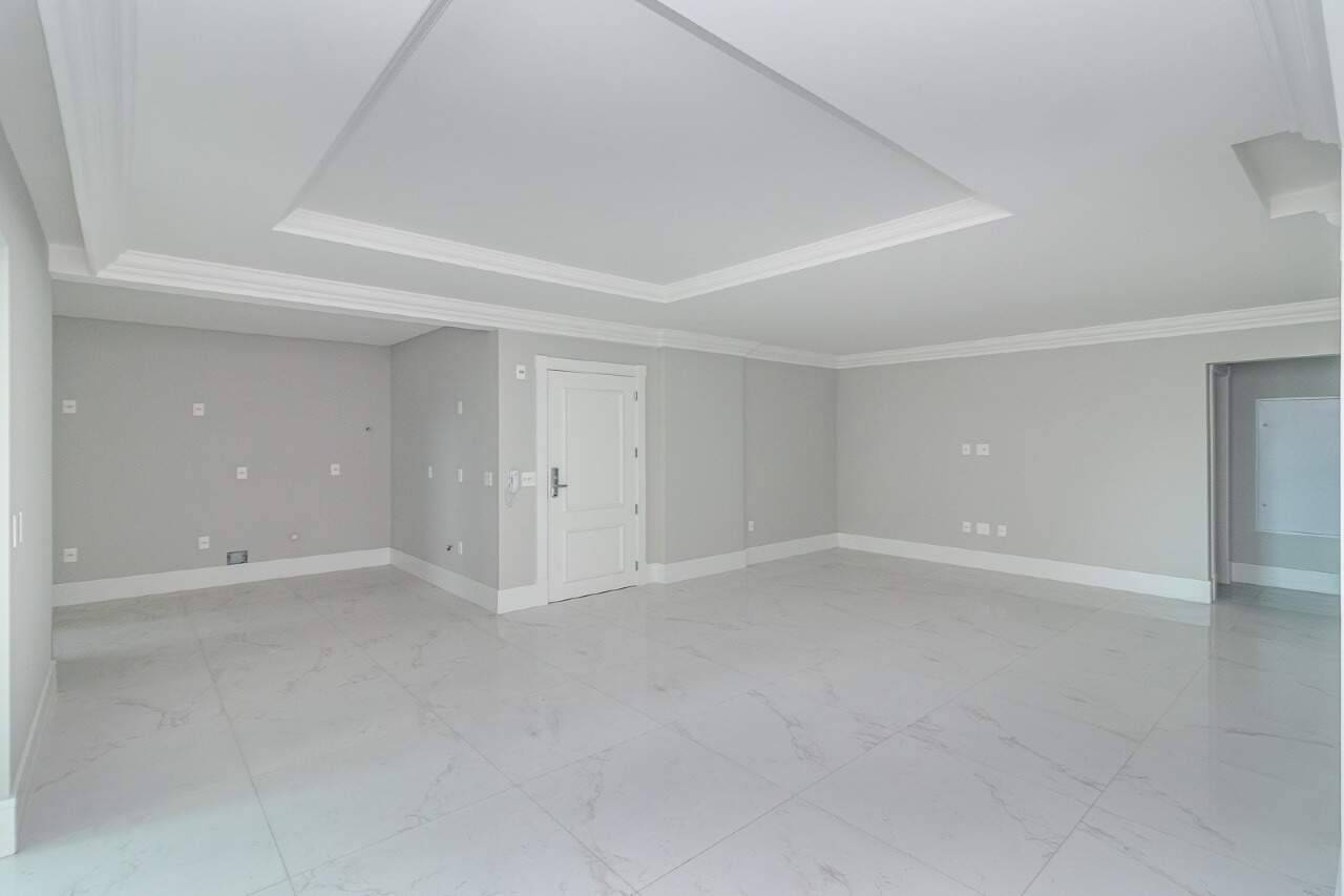 Foto do imóvel Apartamento Piazza De Fiori na Meia Praia em Itapema 