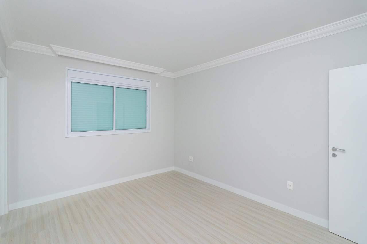 Foto do imóvel Apartamento Piazza De Fiori na Meia Praia em Itapema 