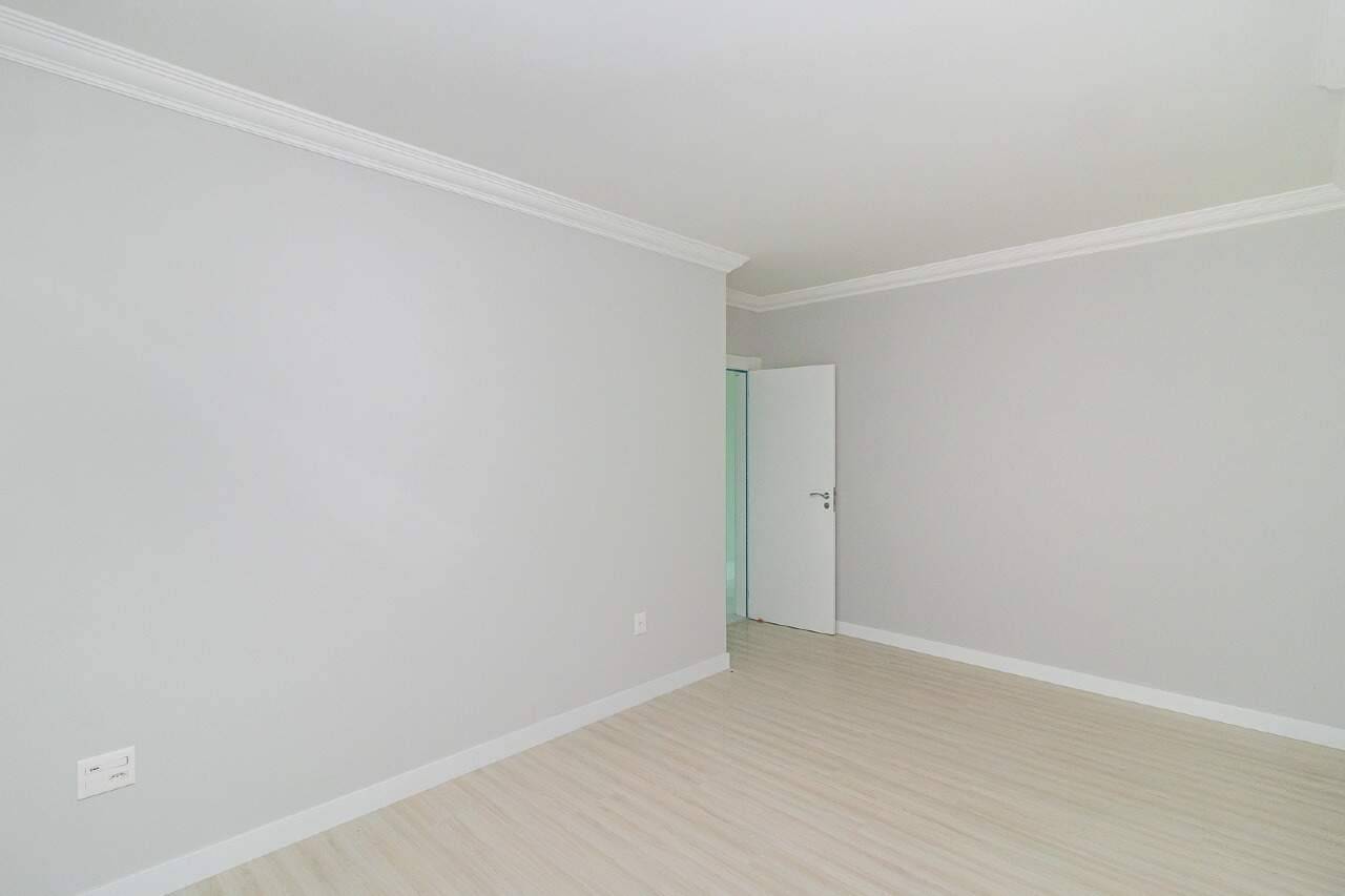 Foto do imóvel Apartamento Piazza De Fiori na Meia Praia em Itapema 
