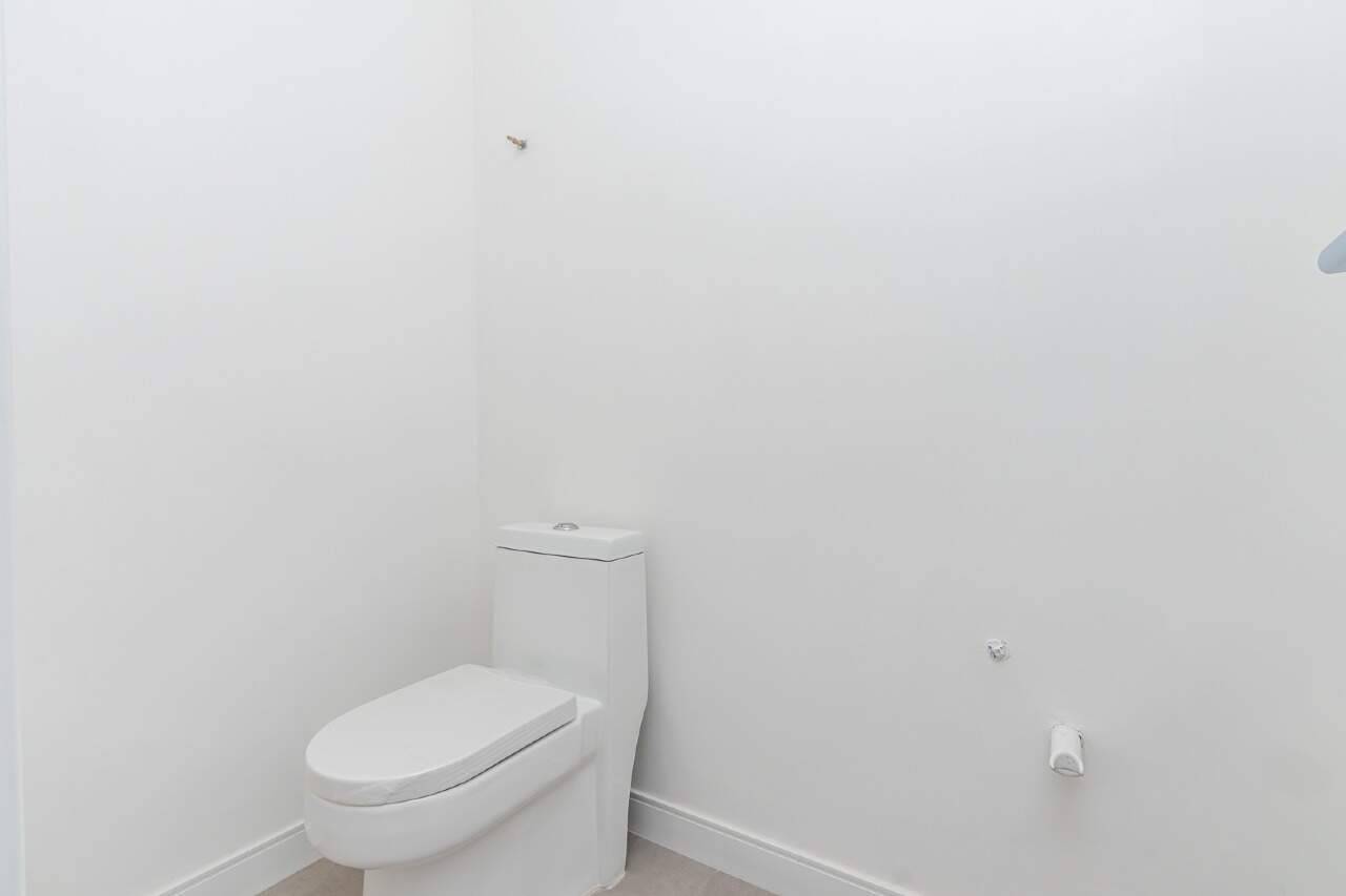 Foto do imóvel Apartamento à venda no Edifício Dom Benedito em Meia Praia – 3 suítes e 2 vagas