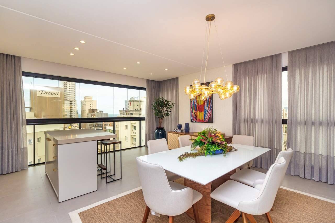 Foto do imóvel Apartamento Mobiliado com 3 Suítes no Residencial Dom Benedito em Meia Praia – Itapema**