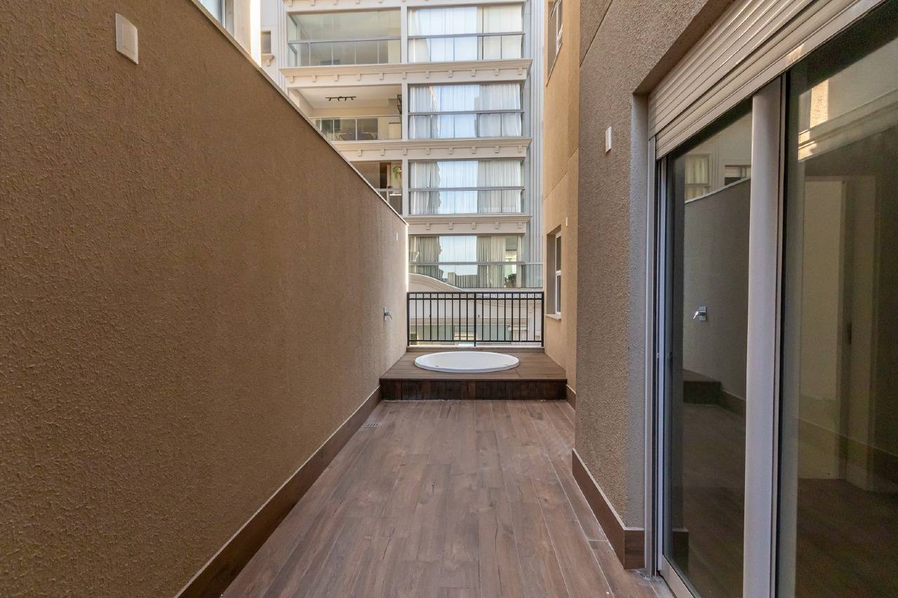 Foto do imóvel Apartamento 4 suítes no Edifício La Belle – 196m² a 60m do mar em Meia Praia, Itapema