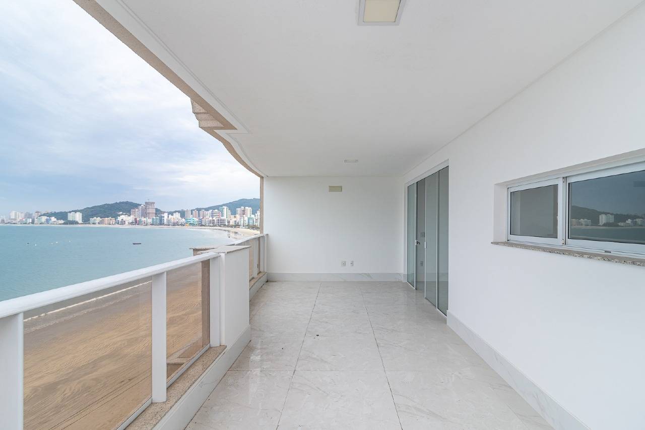 Foto do imóvel Apartamento de 4 suítes no Ed. Belvedere no Centro de Itapema