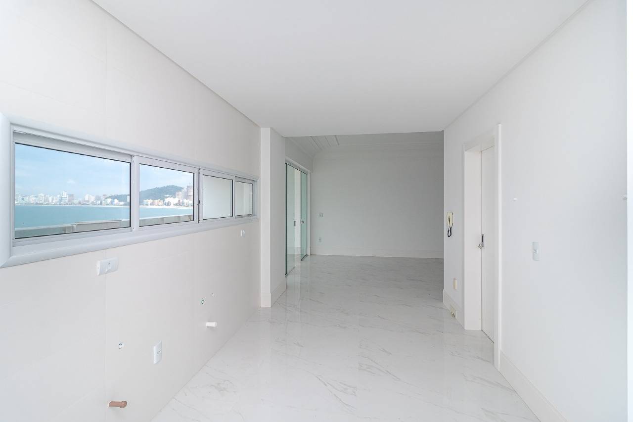 Foto do imóvel Apartamento de 4 suítes no Ed. Belvedere no Centro de Itapema