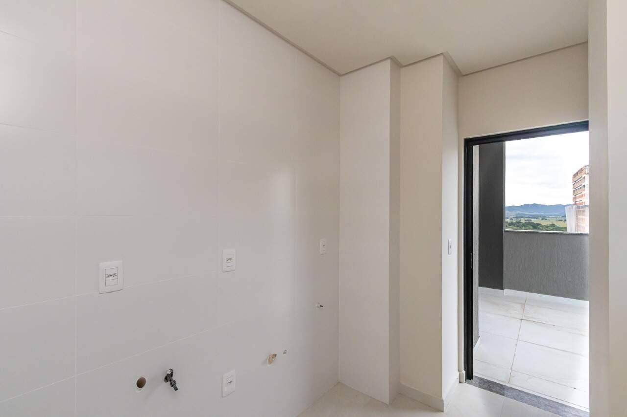 Foto do imóvel Apartamento 3 Suítes à Venda no Edifício Águas de Março – Meia Praia, Itapema