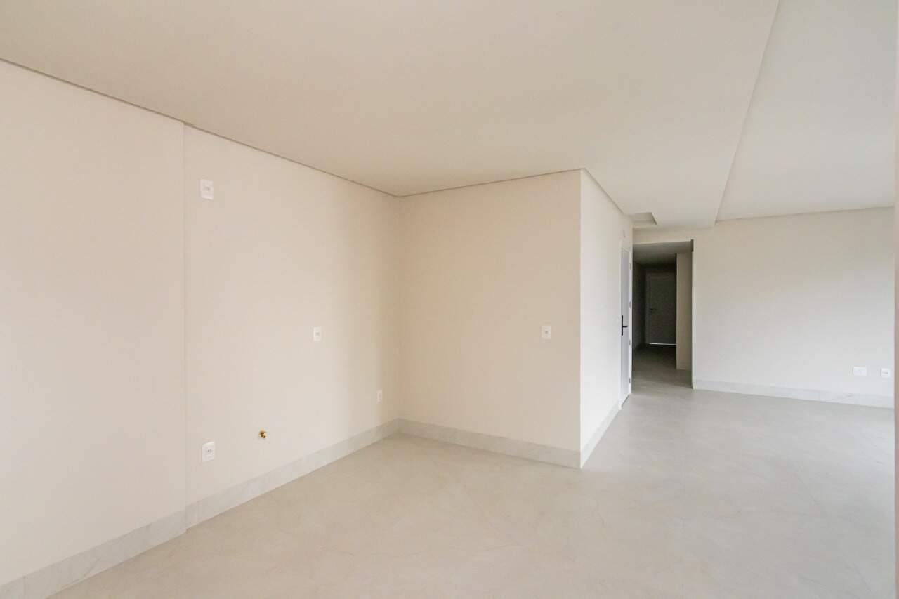 Foto do imóvel Apartamento 3 Suítes à Venda no Edifício Águas de Março – Meia Praia, Itapema