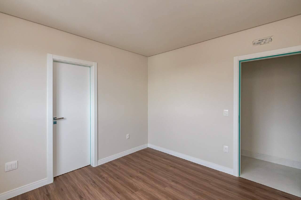 Foto do imóvel Apartamento 3 Suítes à Venda no Edifício Águas de Março – Meia Praia, Itapema