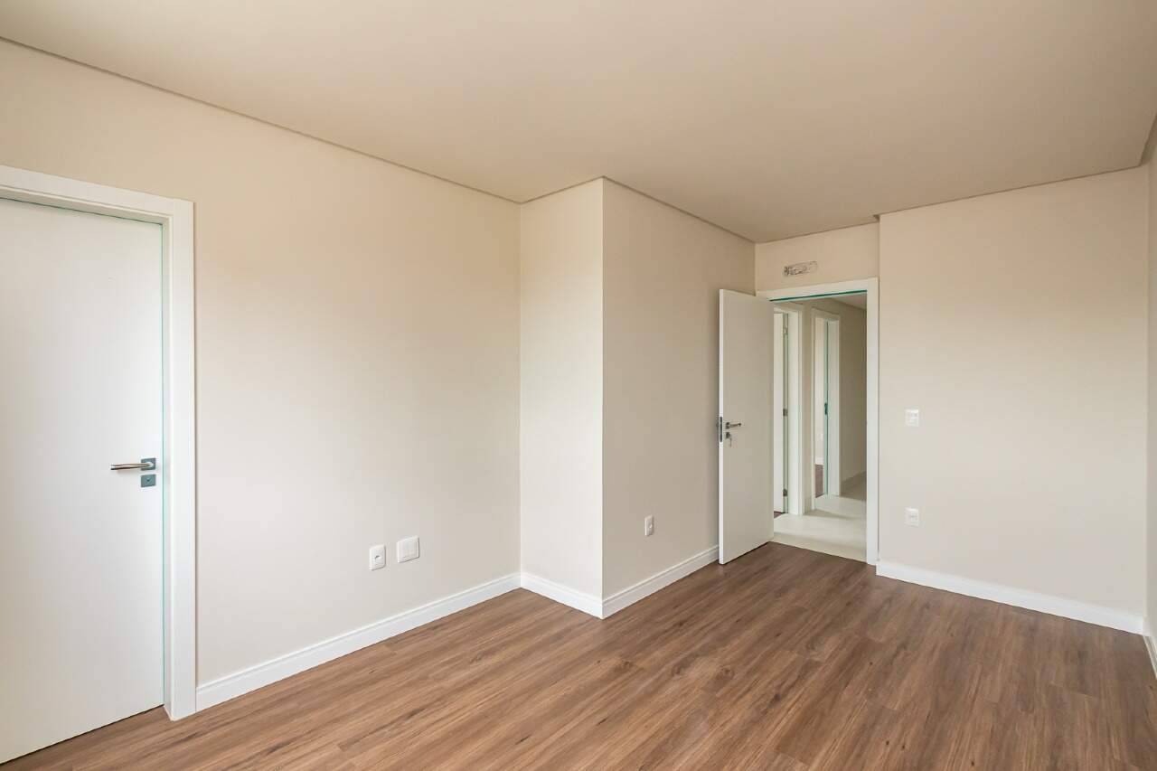 Foto do imóvel Apartamento 3 Suítes à Venda no Edifício Águas de Março – Meia Praia, Itapema