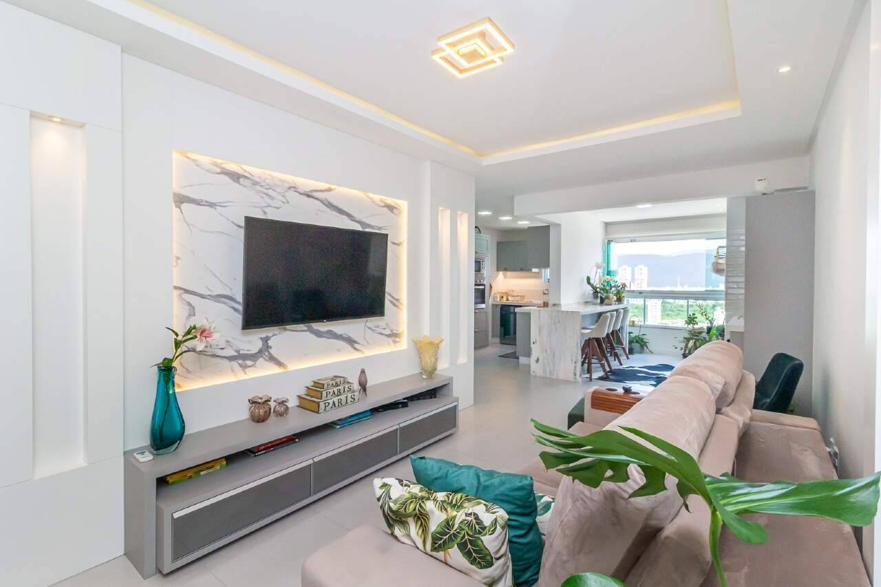 Foto do imóvel Apartamento mobiliado no Elohim Itapema com 3 suítes e 110m²