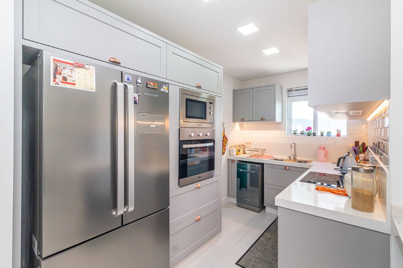Foto do imóvel Apartamento mobiliado no Elohim Itapema com 3 suítes e 110m²