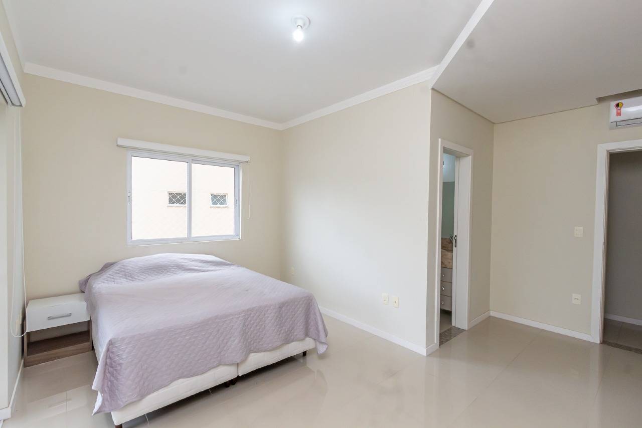 Foto do imóvel Apartamento à venda em Itapema no Summer Palace, 173 m² privativos
