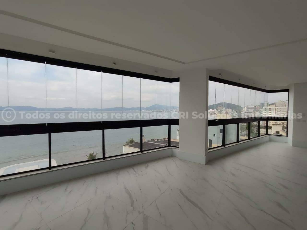Apartamento com 4 suítes no edifício Infinity Club Residence no Centro em Itapema