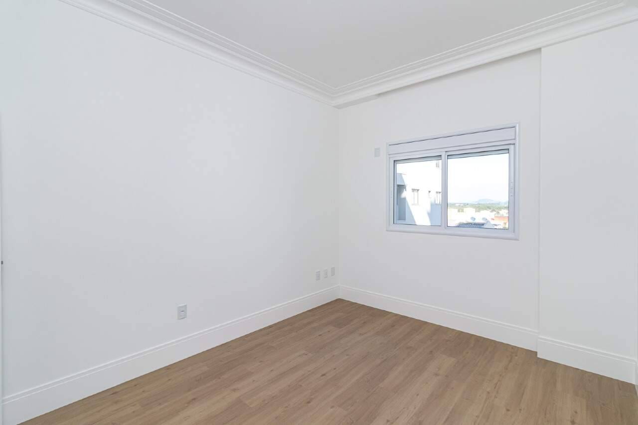 Foto do imóvel Apartamento 4 suítes no Edifício La Belle – 196m² a 60m do mar em Meia Praia, Itapema