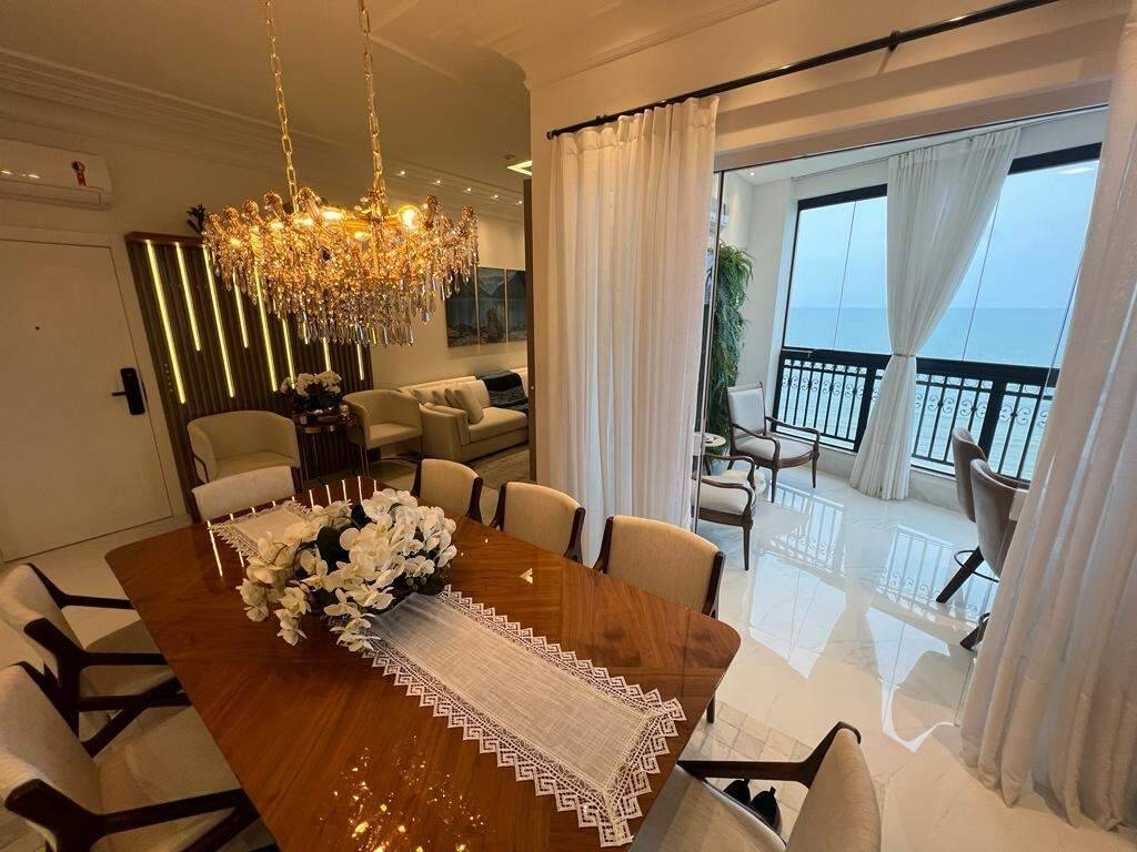 Foto do imóvel Apartamento no La Rivière com 3 suítes e 140m² frente mar – Meia Praia, Itapema