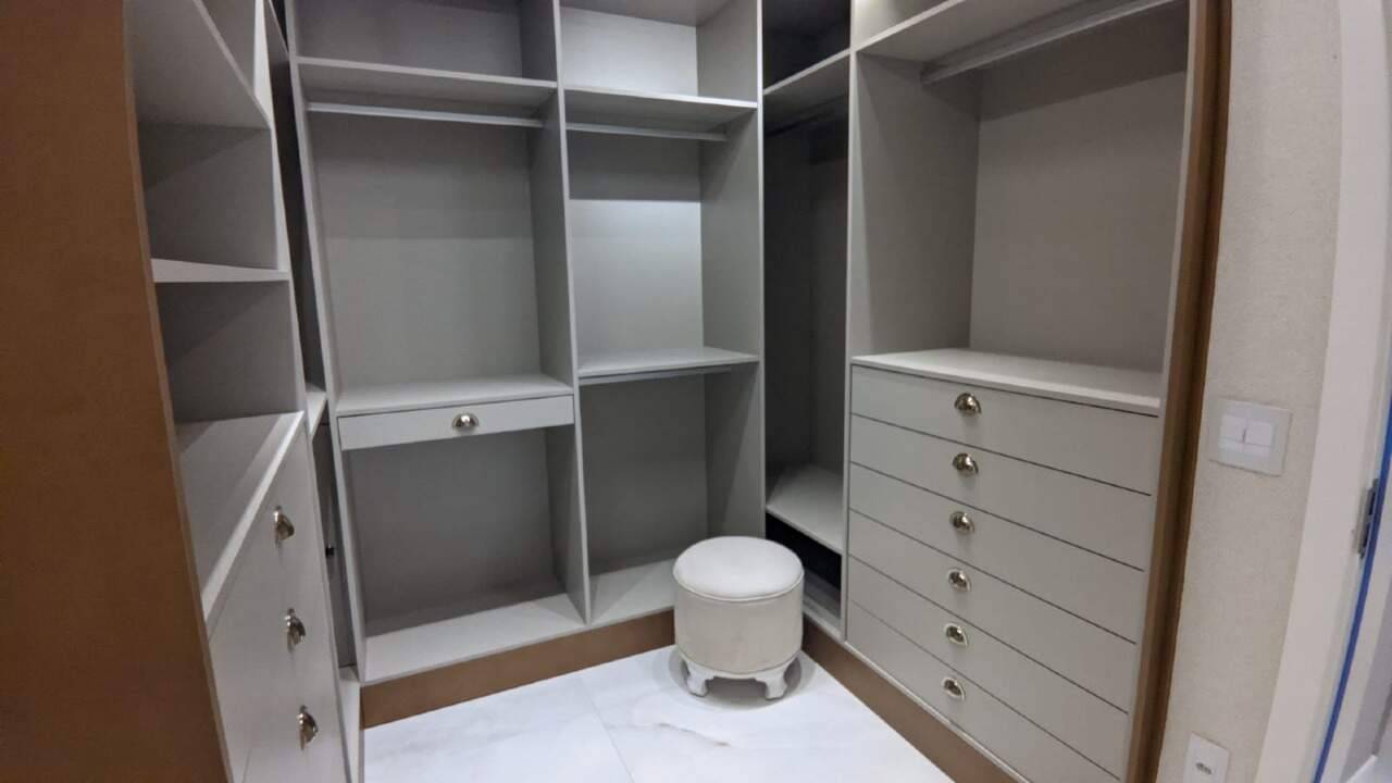 Foto do imóvel Apartamento 100m do mar Meia Praia Itapema | Residencial Porto Villa
