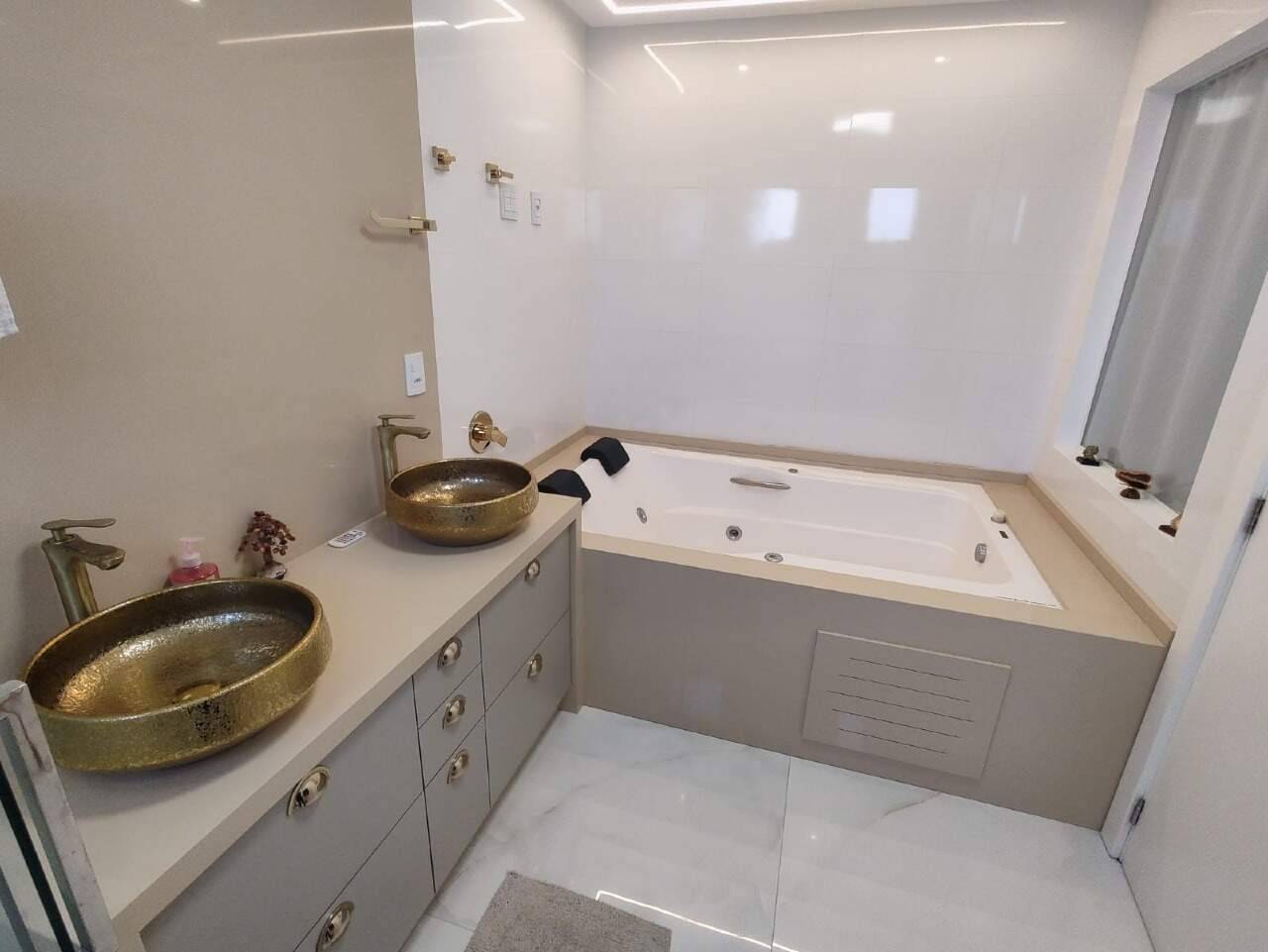 Foto do imóvel Apartamento 100m do mar Meia Praia Itapema | Residencial Porto Villa