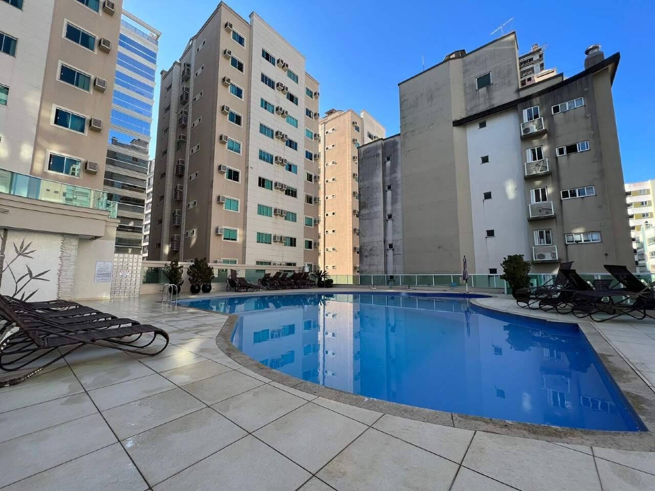 Foto do imóvel Apartamento mobiliado com vista para o mar a 300m da praia
