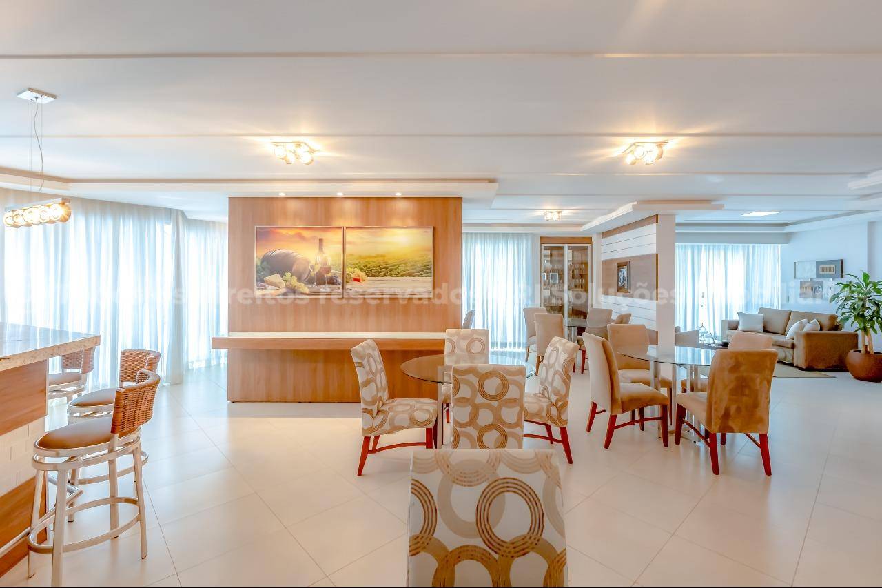 Foto do imóvel Apartamento com 3 quartos no Monte Bianco no Centro de Balneário Camboriú