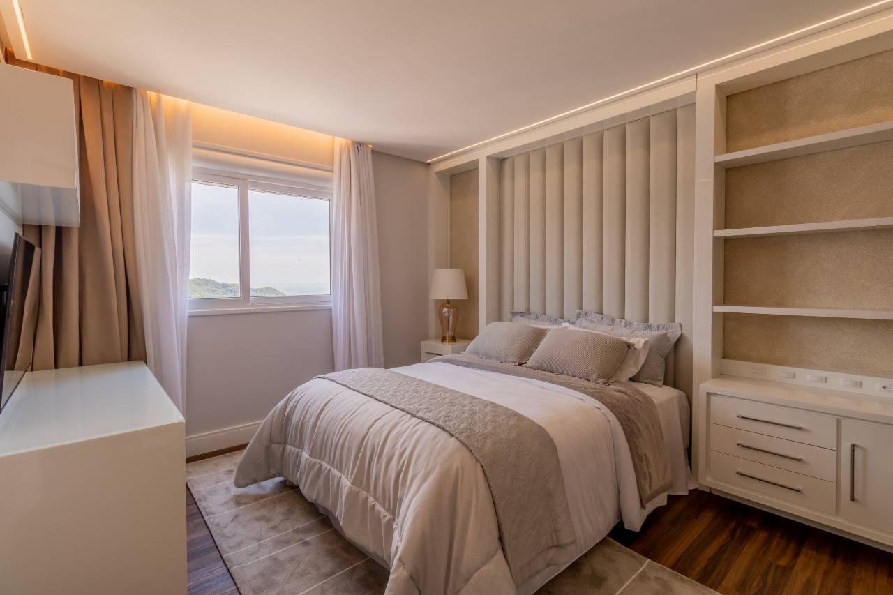 Foto do imóvel Apartamento Vista Mar com 06 suítes á venda no Edifício Victoria Residence no Centro de Balneário Camboriú