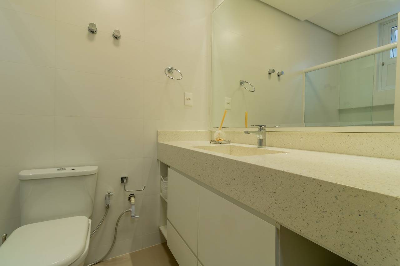 Foto do imóvel Apartamento Mobiliado com 03 dormitórios sendo 01 Suíte no Solar Di Genova em Balneário Camboriú.