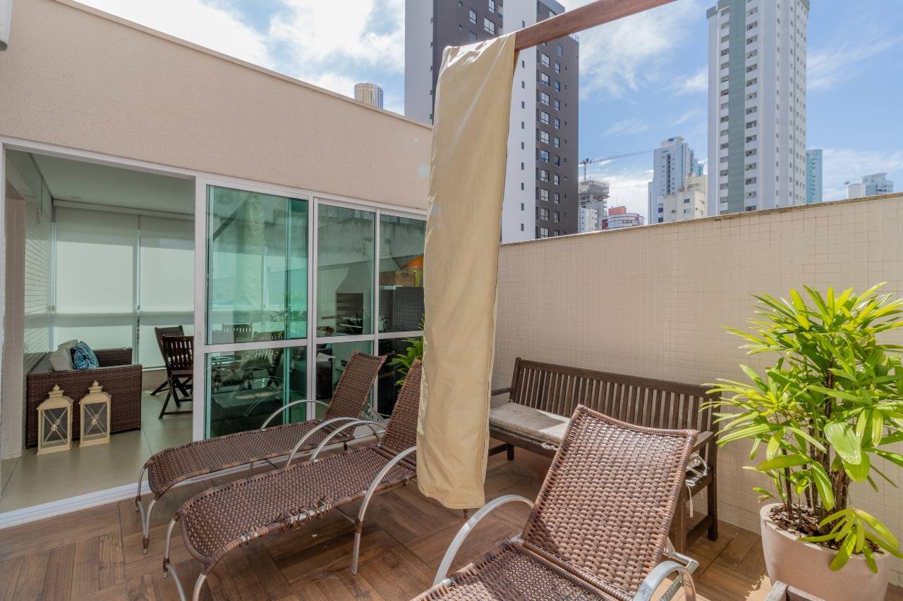 Foto do imóvel Apartamento Mobiliado com 03 dormitórios sendo 01 Suíte no Solar Di Genova em Balneário Camboriú.