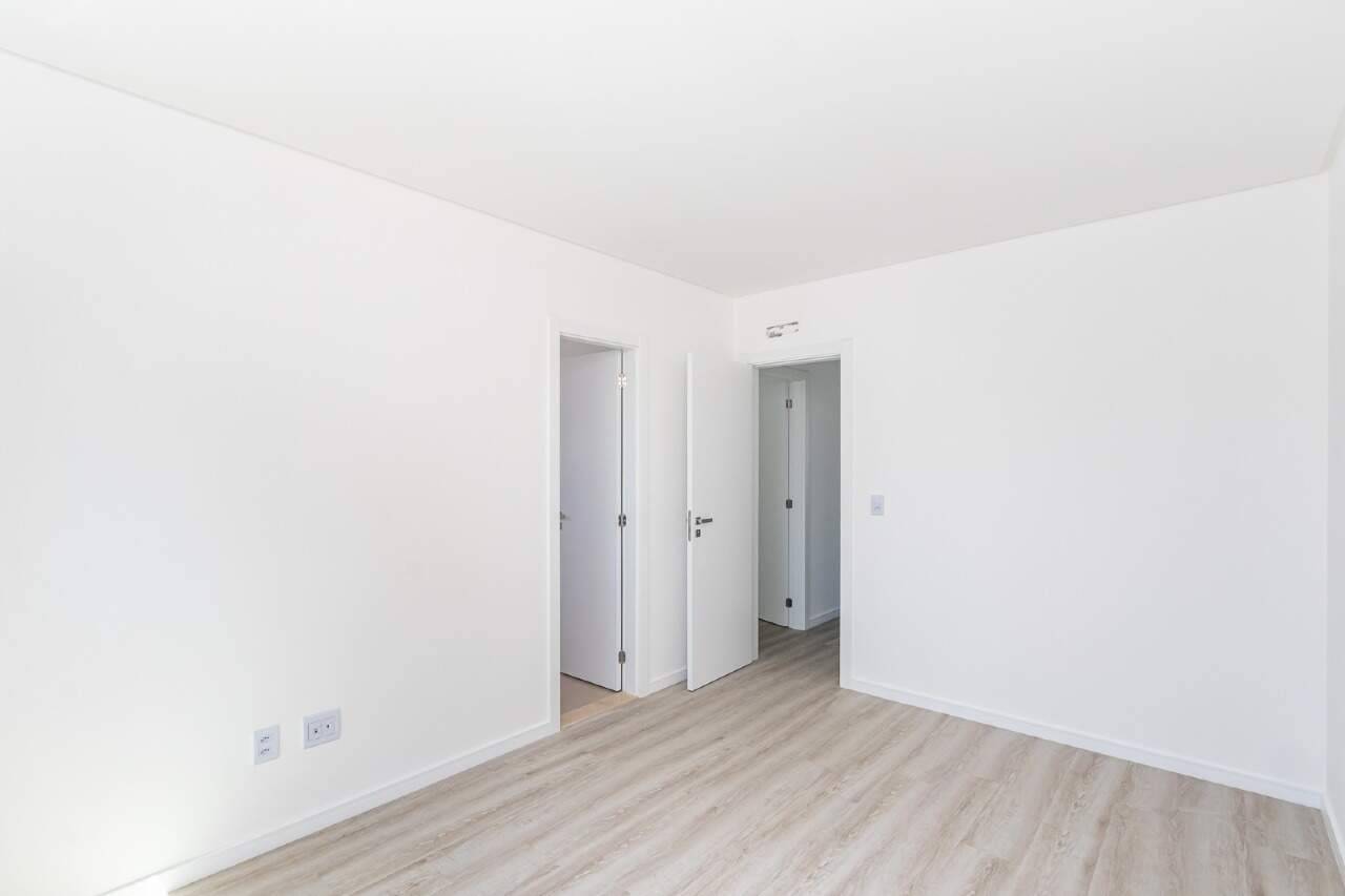 Foto do imóvel Apartamento no Edifício Villa Alba – 4 Quartos, 4 Suítes, 5 Banheiros no Centro de Balneário Camboriú