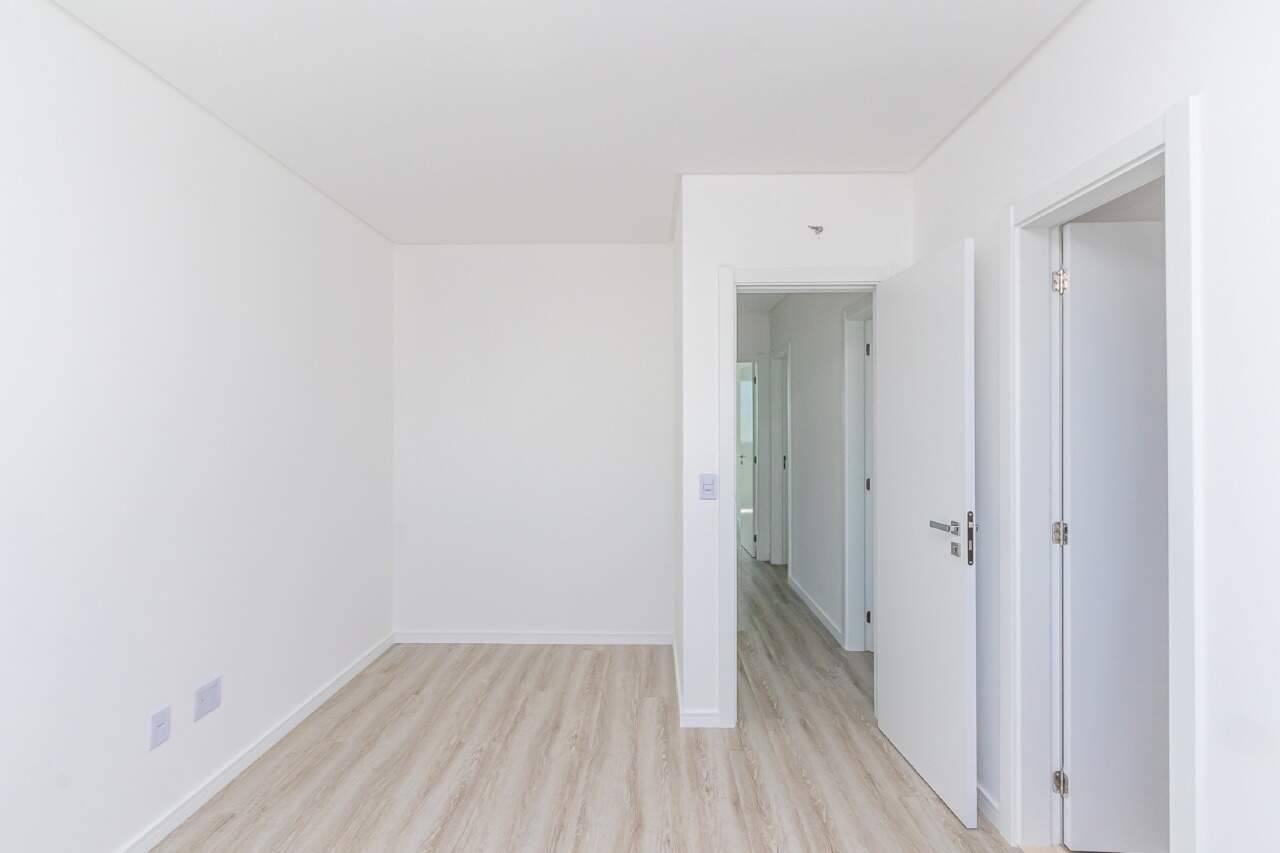 Foto do imóvel Apartamento no Edifício Villa Alba – 4 Quartos, 4 Suítes, 5 Banheiros no Centro de Balneário Camboriú
