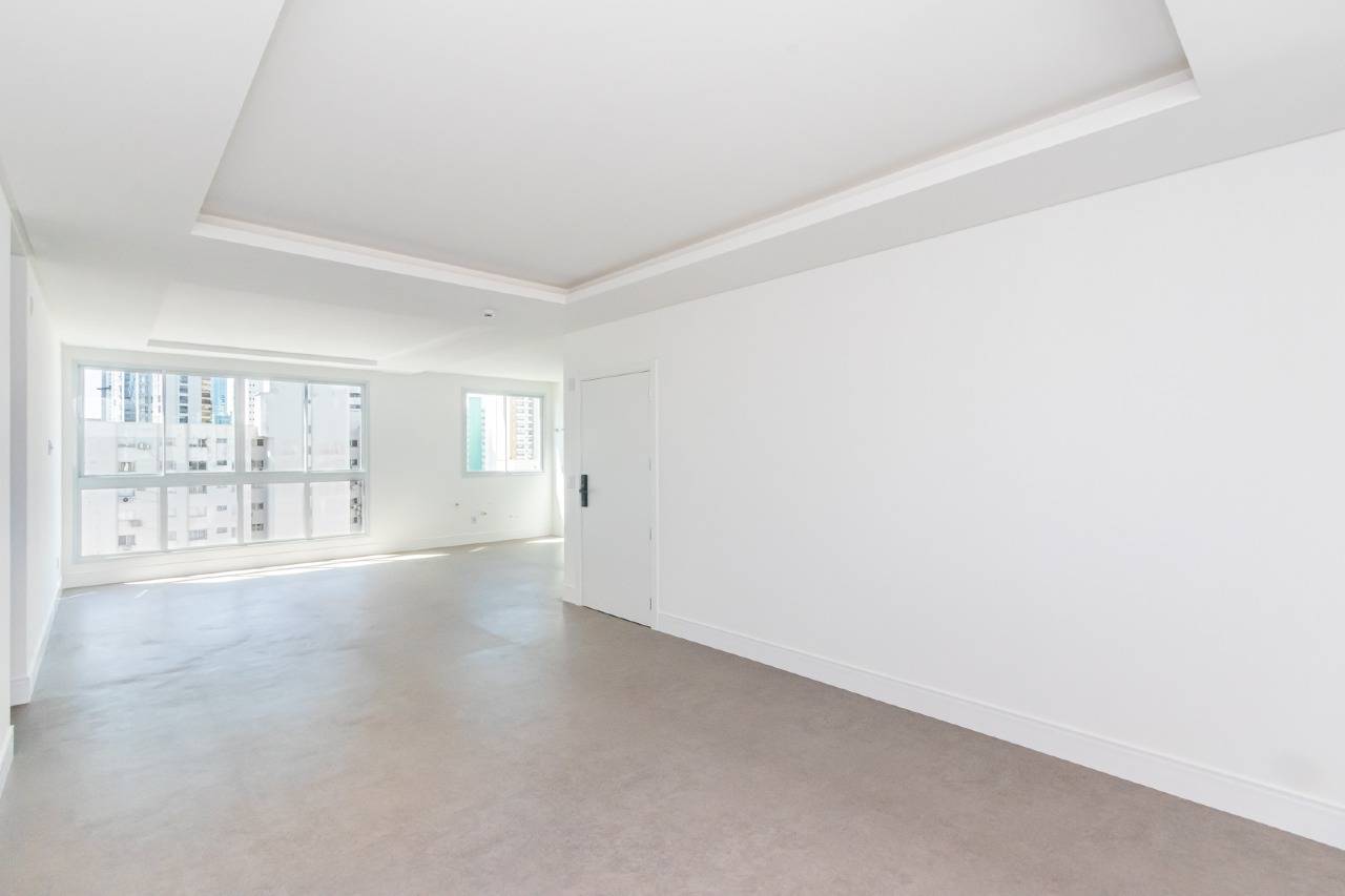 Foto do imóvel Apartamento no Edifício Villa Alba | 4 Suítes, 5 Banheiros | Balneário Camboriú