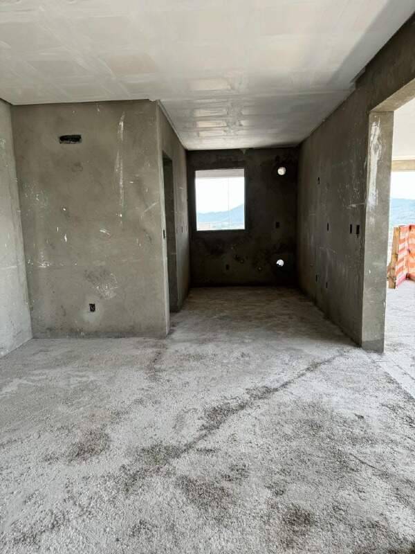 Foto do imóvel Apartamento Vista Mar com 4 Suítes no Edifício Diamond Tower em Meia Praia