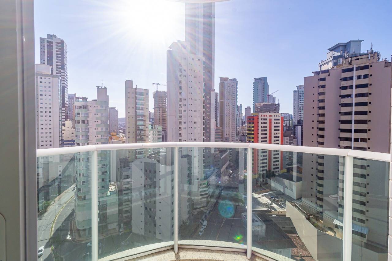 Foto do imóvel Apartamento com 03 suítes no Lê Majestic em Balneário Camboriú.