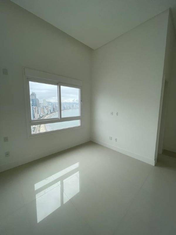 Foto do imóvel Cobertura Triplex Vista Mar com 07 Suítes á venda no Edifício Gran Palazzo em Balneário Camboriú