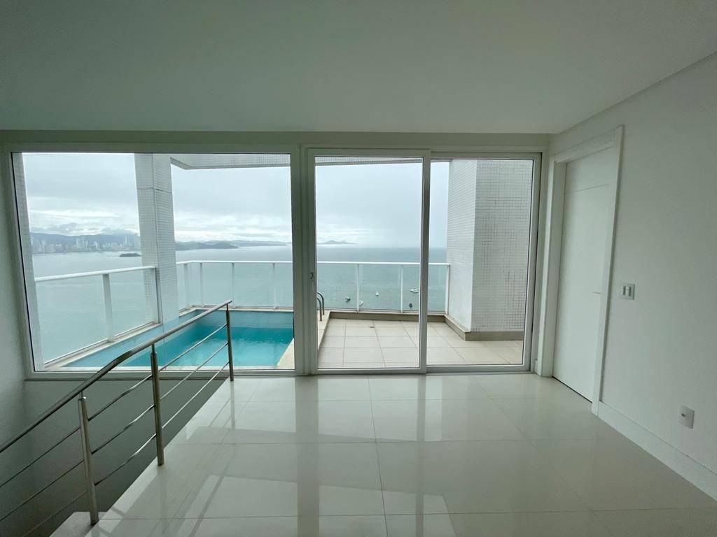 Foto do imóvel Cobertura Triplex Vista Mar com 07 Suítes á venda no Edifício Gran Palazzo em Balneário Camboriú