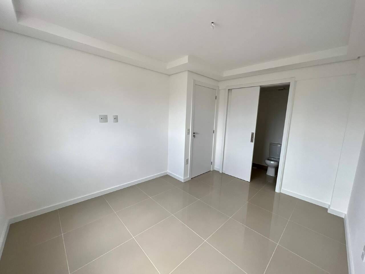 Foto do imóvel Apartamento com 03 Dormitórios á venda no Edifício Icon Residence em Balneário Camboriú