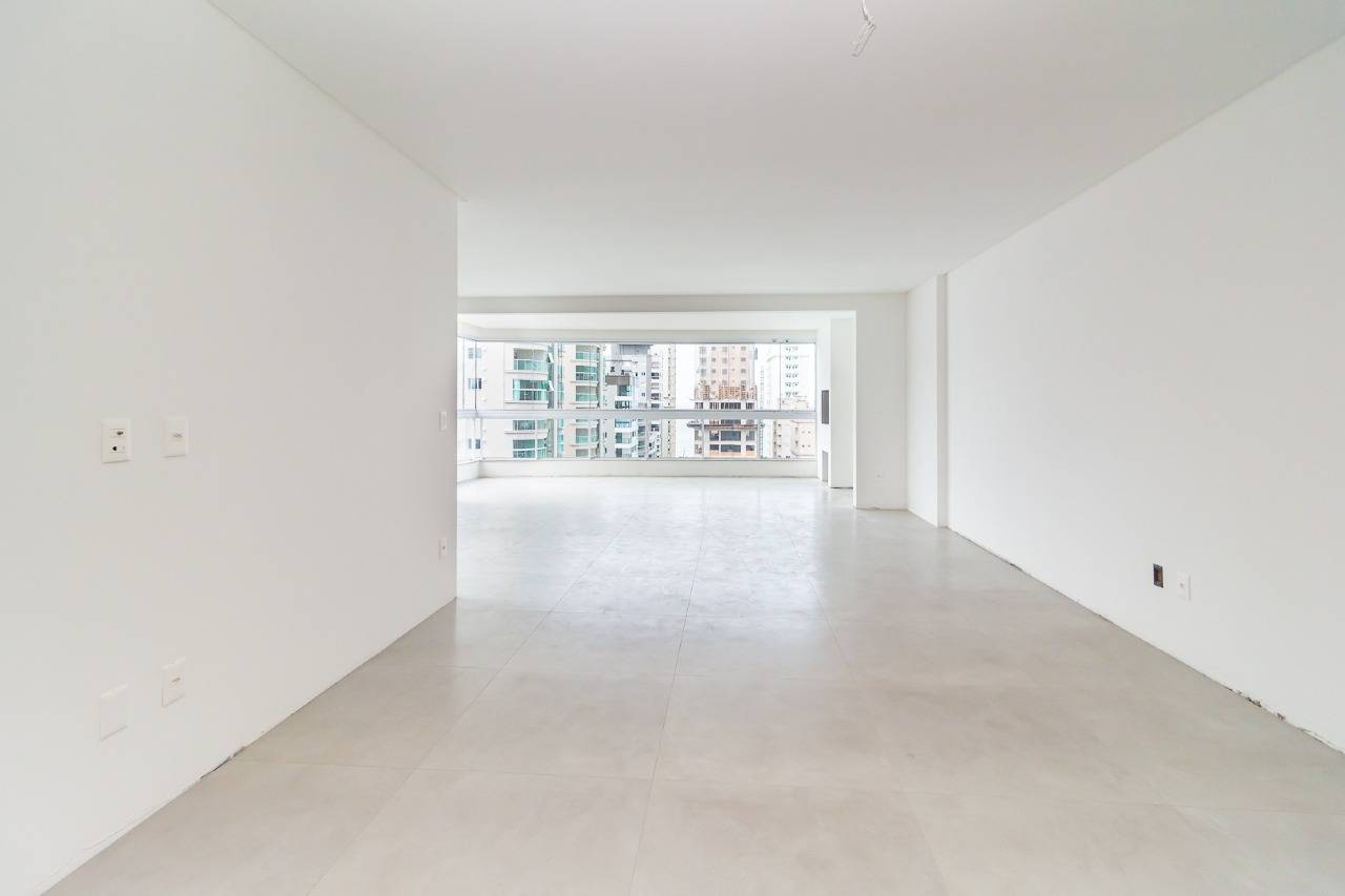 Foto do imóvel Apartamento a venda no Edificio Syrah Residencial com 03 Quartos em Itapema Meia Praia