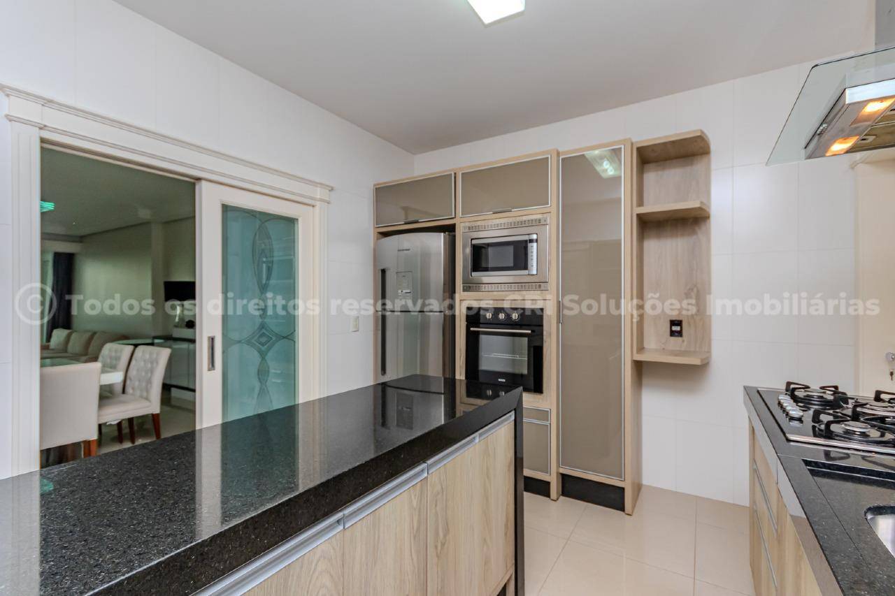 Foto do imóvel Apartamento mobiliado no Beverly Hills com vista para o mar – Balneário Camboriú