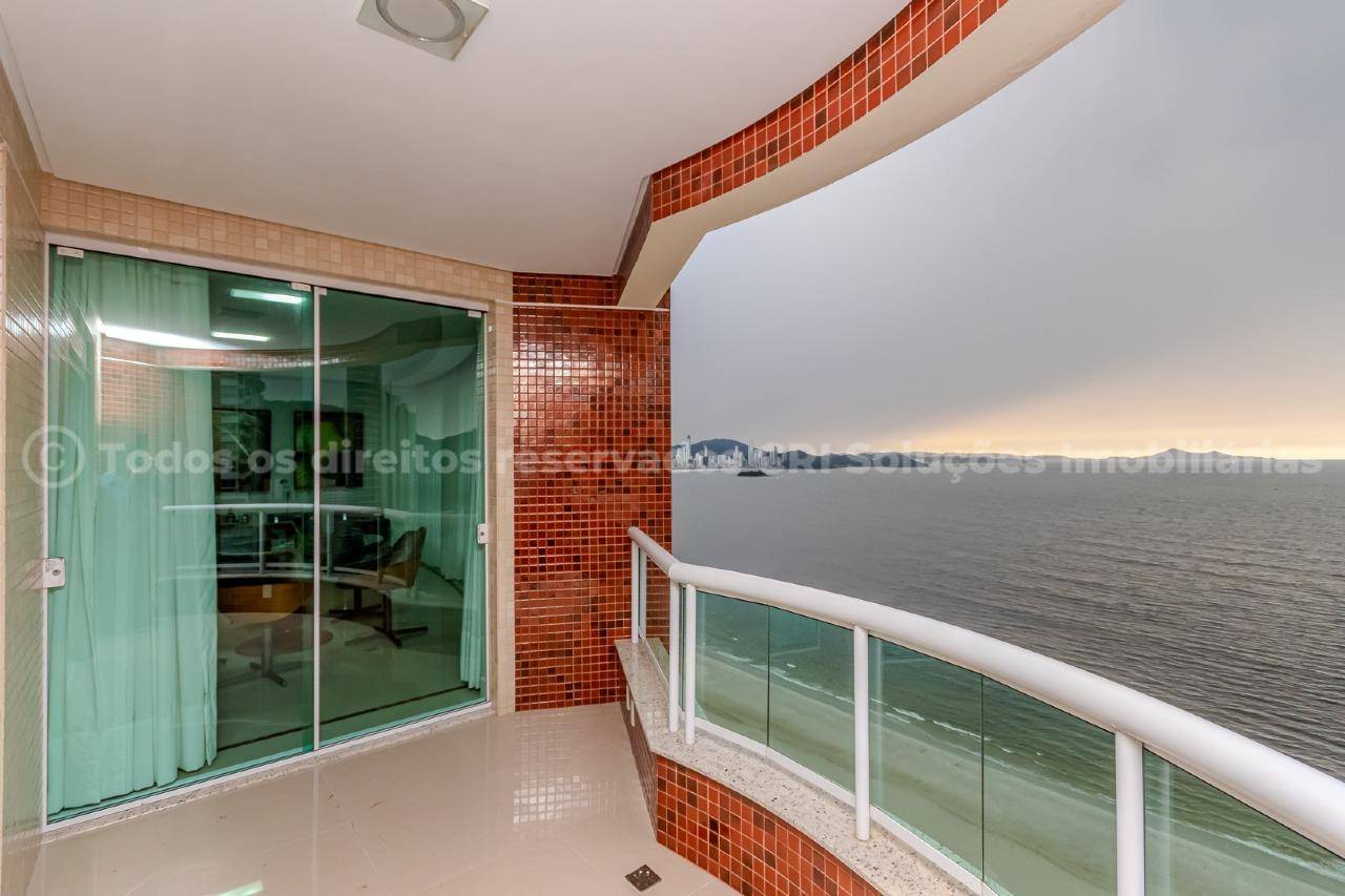 Foto do imóvel Apartamento mobiliado no Beverly Hills com vista para o mar – Balneário Camboriú