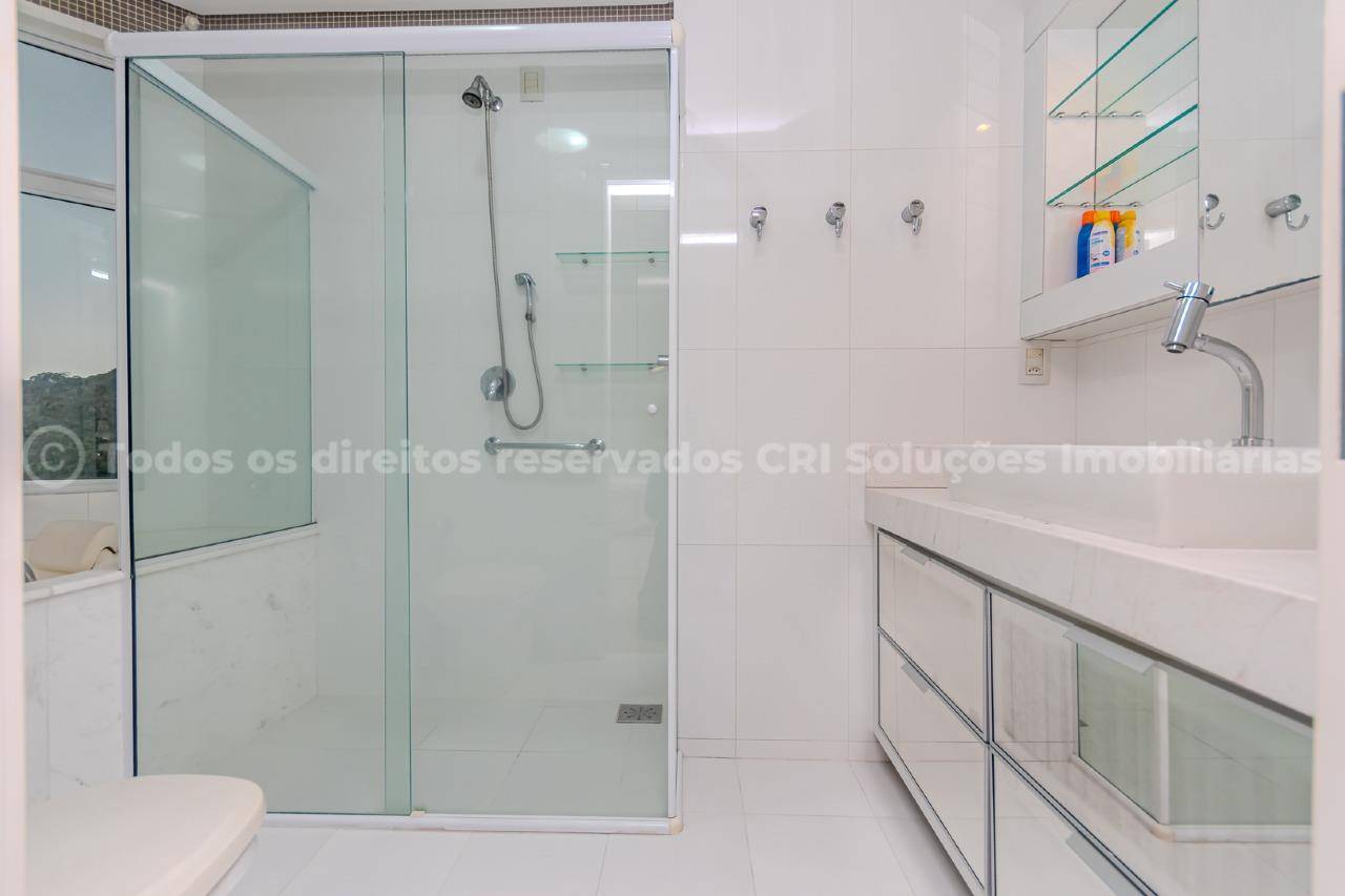 Foto do imóvel Apartamento mobiliado no Beverly Hills com vista para o mar – Balneário Camboriú