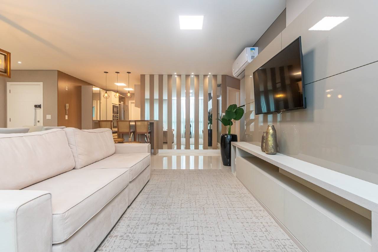 Foto do imóvel Apartamento Mobiliado com 04 dormitórios á venda no Edifício Puerto Velero em Balneário Camboriú