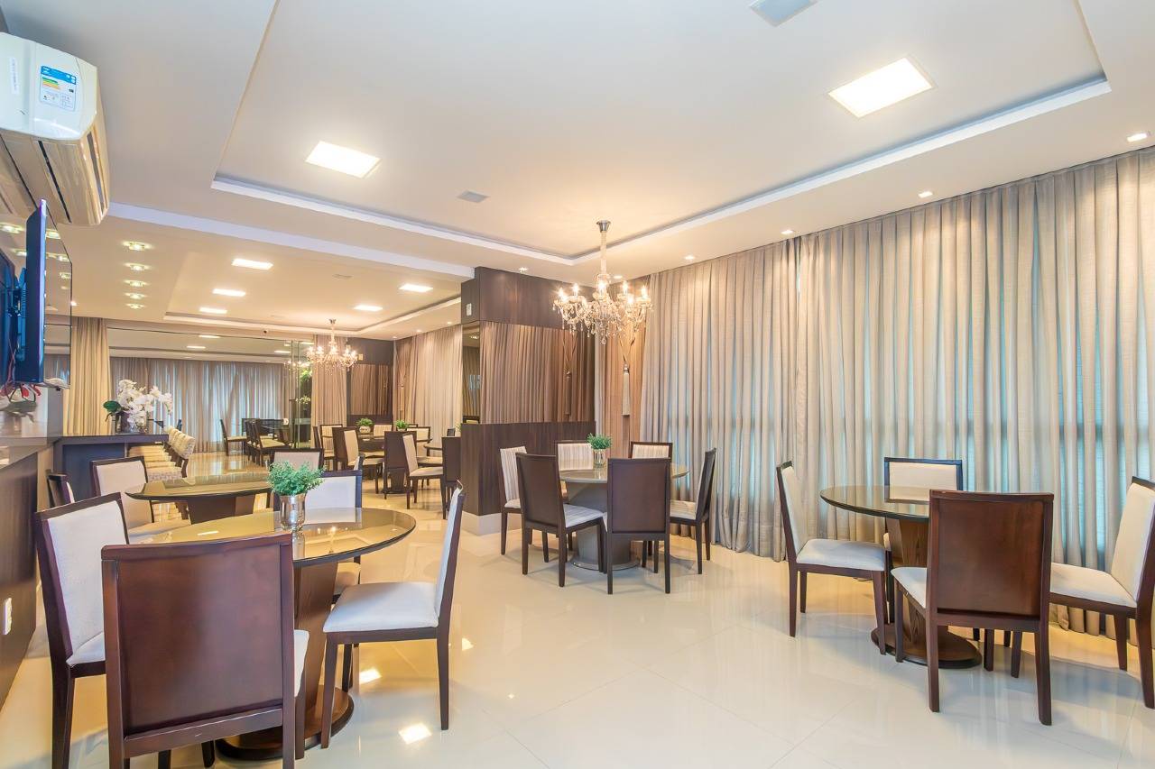 Foto do imóvel Apartamento Mobiliado com 04 dormitórios á venda no Edifício Puerto Velero em Balneário Camboriú